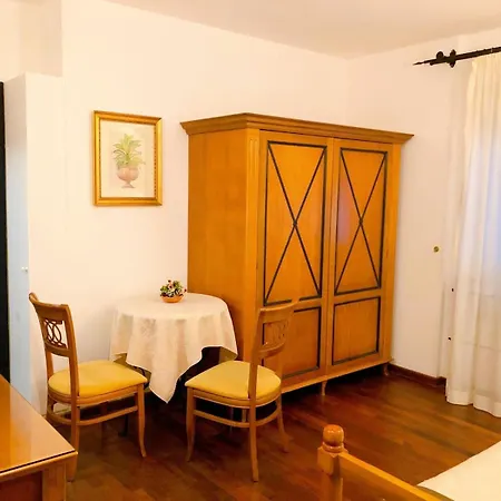 ホテル Florio Opera パレルモ