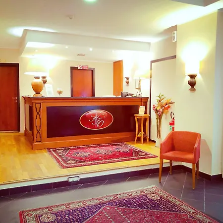 ホテル Florio Opera 3*