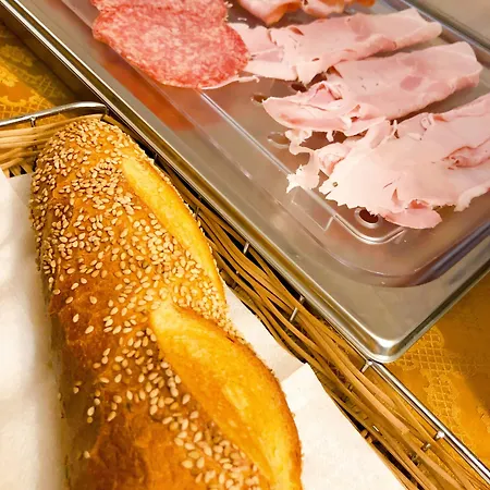 Florio Opera ホテル 3*