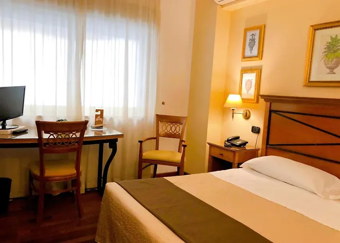 Florio Opera Hotel 3*