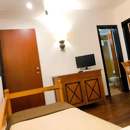 Florio Opera Hotel